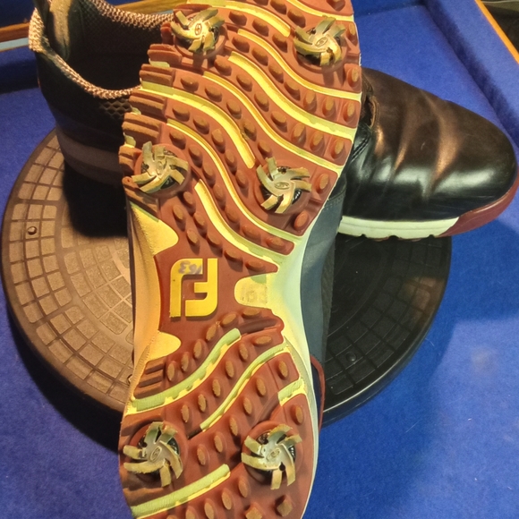 Footjoy Contour Black/Red/Grey & White Golf Shoes 54098, Sz. 11.5 XW - US, - Picture 7 of 8